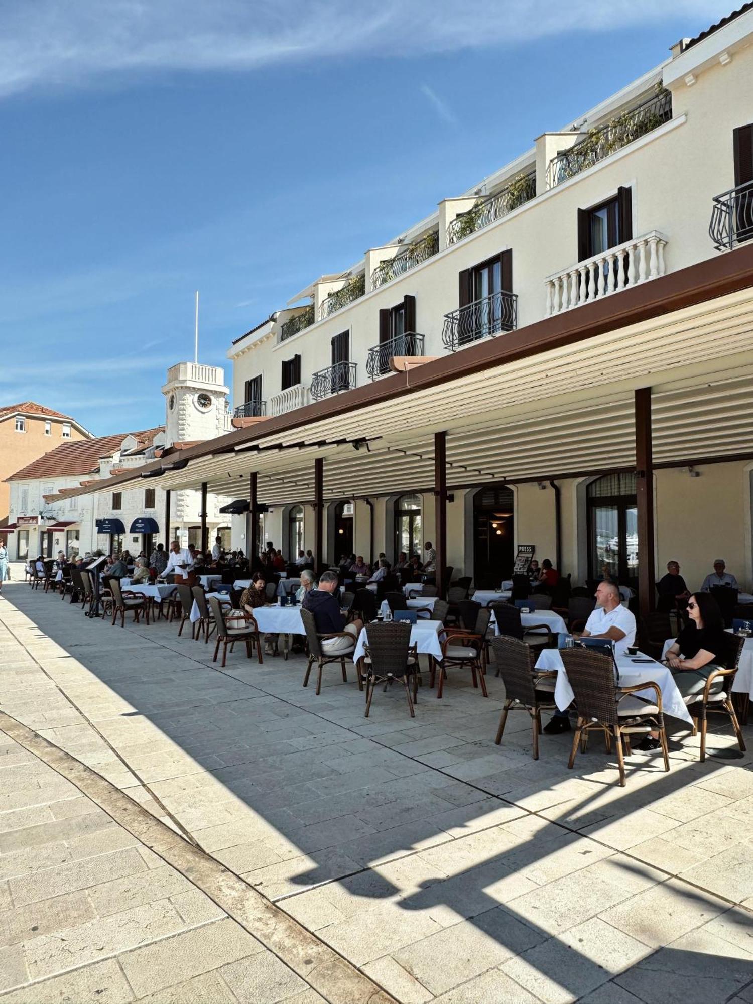 Hotel Pine Tivat Exterior photo